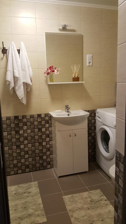 L.E.C. Travel Apartments Ventspils Luaran gambar